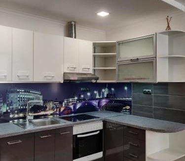 Kazanlak Apartment | Child-Friendly White Apartment with 8.7/10 Guest Ratings