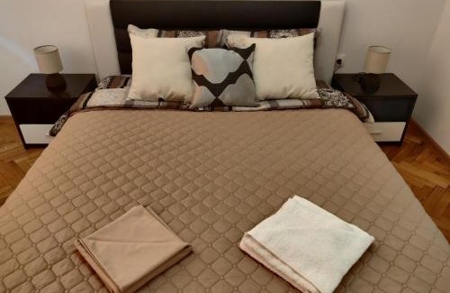 Kazanlak Apartment | Child-Friendly White Apartment with 8.7/10 Guest Ratings