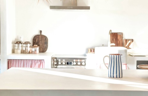 Aljezur Cottage | Stylish White Beach Hut Aljezur - Pet-Friendly Ocean Retreat