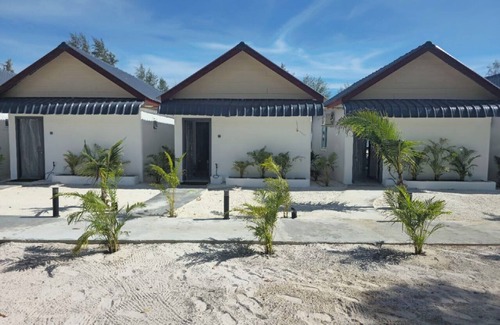 Koh Rong Villa | WHITE BEACH RESORT LONGSET