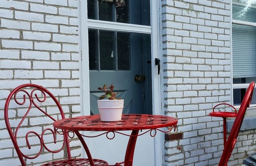 Pymatuning South Condo | Discover White Brick Inn near Pymatuning National Park
