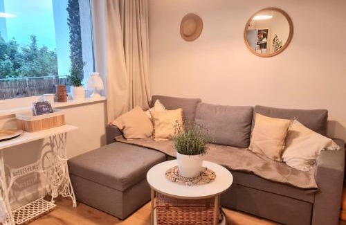 Emaus Apartment | White Cloud Apartment