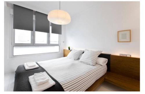 San Sebastian Apartment | Pet-Friendly White Cozy Flat in Donostia with Great Reviews