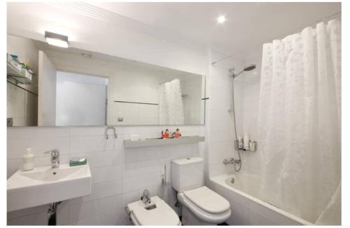 San Sebastian Apartment | Pet-Friendly White Cozy Flat in Donostia with Great Reviews