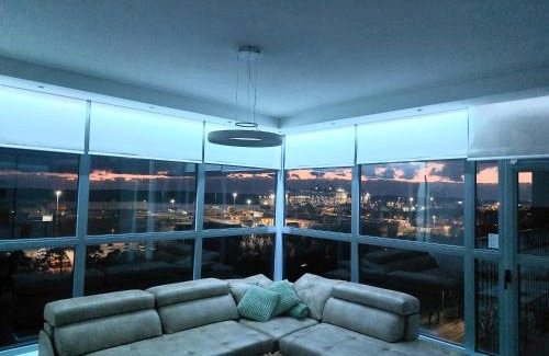 Klaipeda Apartment | Charming White Dune Apartment - Self Check-In & Family Friendly