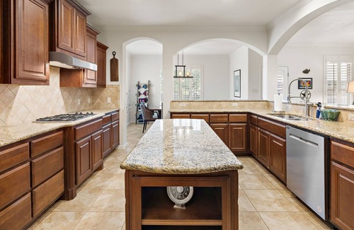 Austin House | White Eagle by Barclé