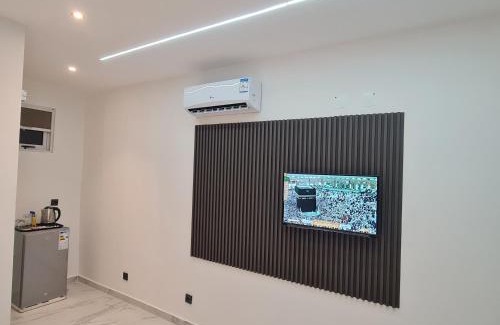Central B Hotel | Budget-Friendly White Garden Hotel with Complimentary Breakfast