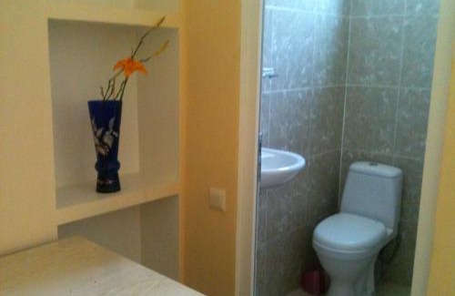 Makhinjauri House | Pet-Friendly White Guest House with Oceanfront Views