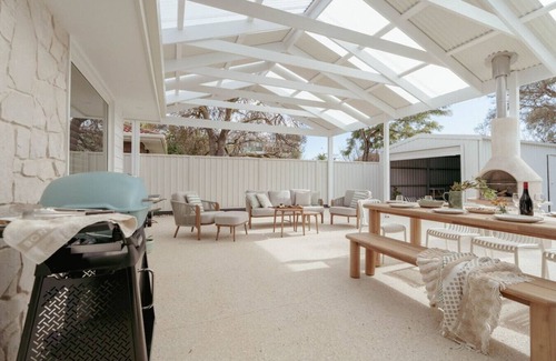 Port Willunga House | White Haven ~ Premium 6BR Retreat by the Sea