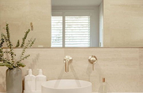 Port Willunga House | White Haven ~ Premium 6BR Retreat by the Sea