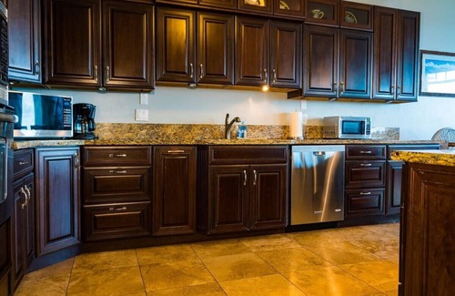 Laie House | Beachfront Getaway at White Hibiscus B - Top-Rated Retreat