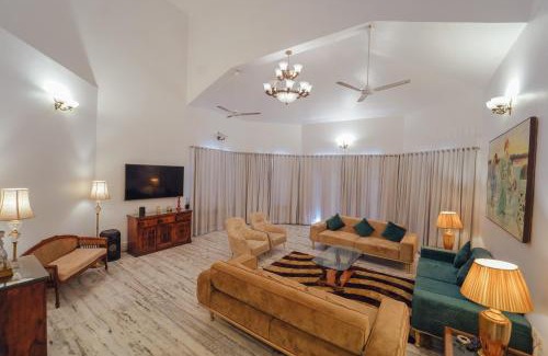 Kune Village Villa | Experience Comfort at White Horse: Pet-Friendly Retreat