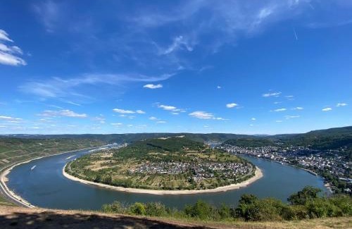Boppard Apartment | Top-Rated White House in Boppard City Awaits Your Stay