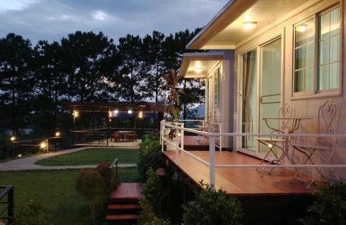 Khao Kho Hotel | Top-Rated Family Retreat at White House in เขาค้ออินไซด์ฮิลล์