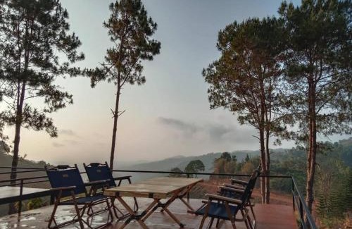 Khao Kho Hotel | Top-Rated Family Retreat at White House in เขาค้ออินไซด์ฮิลล์