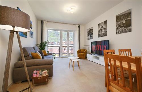 Como Apartment | Experience Como City Views at the White House Hotel