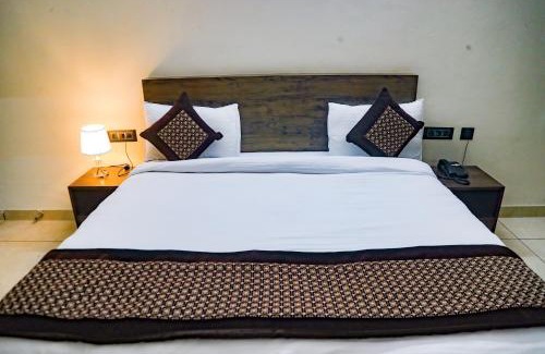 Jhajjar House | Cozy White House Country Inn: Your Ideal Budget Retreat