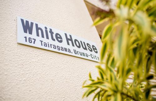 Tairagawa Apartment | Welcoming White House: A Family-Friendly 4-Star Retreat