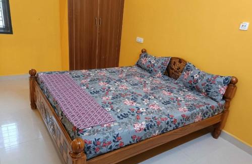 Madurai Villa | Comfortable White House Service Apartment: Pet Friendly Stay