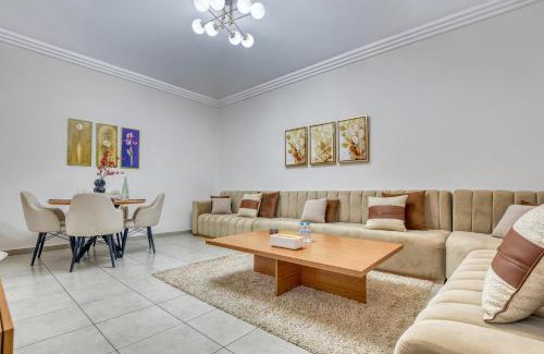 Haut Founty Apartment | White Majorelle Founty