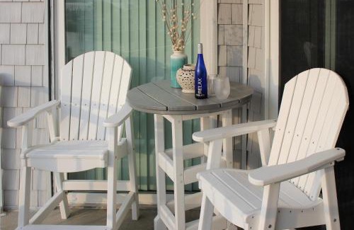 Ocean City Apartment | Oceanfront Bliss at White Marlin with Pool & Family Fun