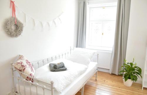 Landshut Apartment | White Midsommar: Scandi Style Hotel in Central Location