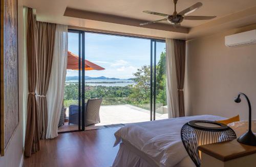 Kuala Teriang Villa | Relax at White Monkey Villa with Private Pool & Hot Tub