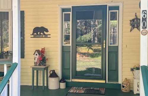Center Ossipee House | White Mountain Getaway