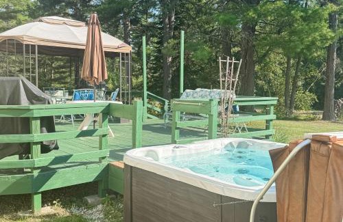 Center Ossipee House | White Mountain Getaway