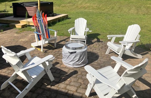 Intervale House | Discover White Mountain Glen: Family-Friendly Retreat with Hot Tub
