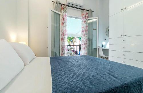 Corfu Town Apartment | Cozy White Nest in Corfu Town - Guest Rated 9/10