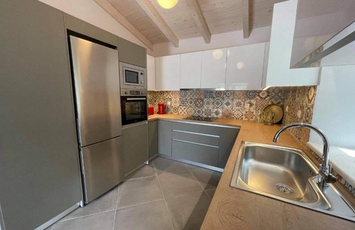 Rantatika Villa | Oceanfront Getaway at White Orchard with Pool & Breakfast
