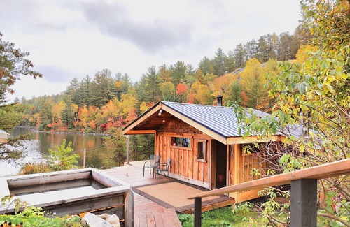 Washagami Cabin | Discover White Pine Cabin at Pine Falls Lodge Retreat