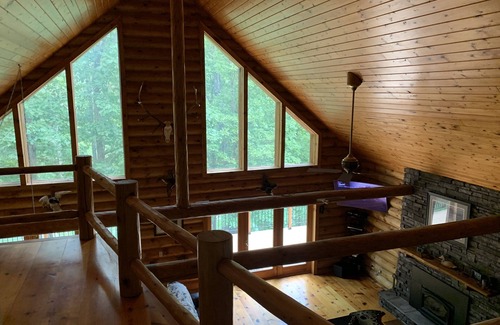 Flippin House | Unforgettable Stay at White River - Crooked Creek Log House