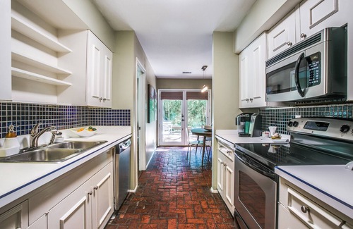 Lochwood House | White Rock Lake & Arboretum Mid-Century Stunner