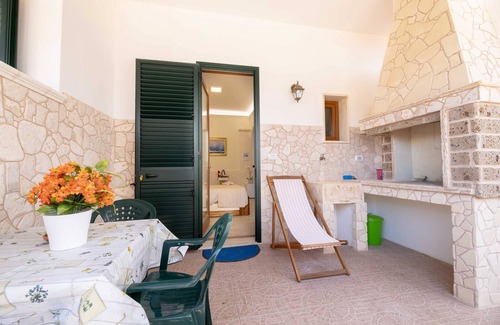 Capilungo Apartment | Cozy B&B Steps from the Sea near Gallipoli & Torre San Giovanni