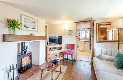 Bodham House | Discover Child-Friendly Comfort at White Rose Cottage