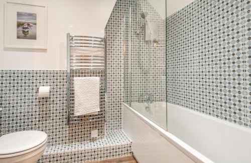 Bodham House | Discover Child-Friendly Comfort at White Rose Cottage