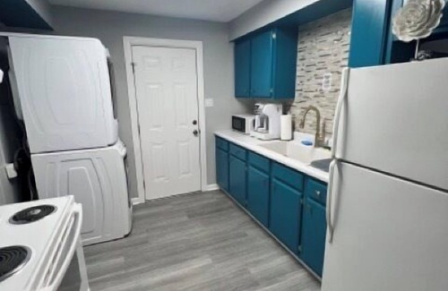 Ozone Apartment | Ocean View Retreat at White's Creek Hideaway - Guest Rated 10/10