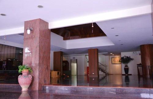 Ko Chang Hotel | Relax at White Sand Princess: Pool & Oceanfront Bliss