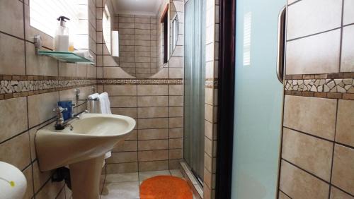 Van Dyks Bay House | Oceanfront White Shark Guest House: Rated 9.5/10 for Comfort