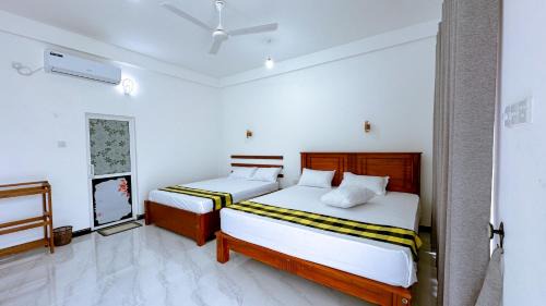 Polonnaruwa House | white shine lodge