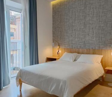 San Lorenzo Apartment | White Suite Alameda