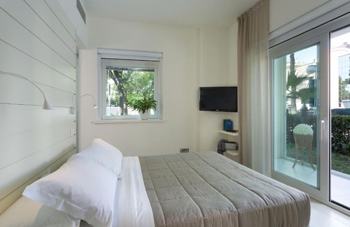Riccione Apartment | Top-Rated White Suite Riccione: Pet-Friendly & Family-Ready