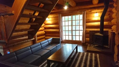 Shinano Apartment | Experience White Tree Log House in Madarao Tangram