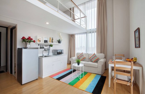 Cipete Selatan Hotel | Discover White Tree Residence: Family-Friendly with Pool