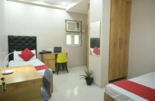 Delhi Hotel | White Villa - Kamla Nagar