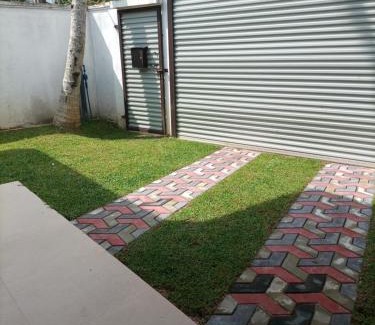 Welipitiya Villa | Discover White Villa Resort-Koledanda: Family-Friendly Getaway