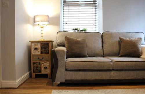 Mellor House | Pet-Friendly Retreat at Whitebrook Cottage, Rated 9/10