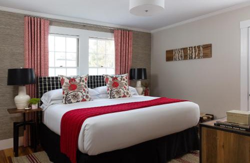 Camden Hotel | Discover Whitehall: Family-Friendly Stays with High Ratings